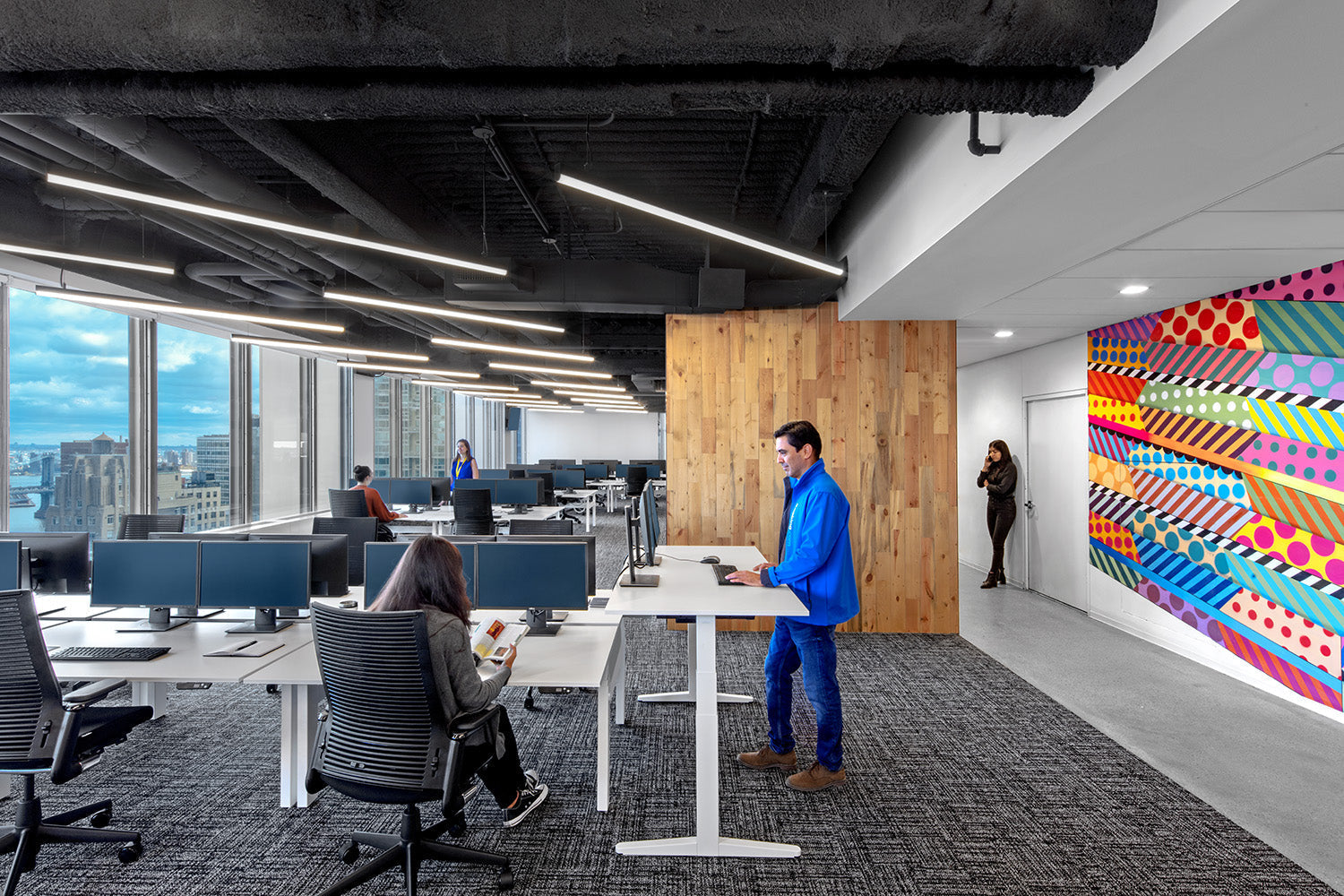 4 Reasons To Use Real Wood in a Commercial Office