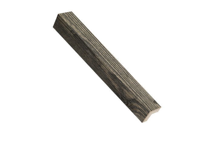 Reclaimed Weathered Wood Corner Trim Sample