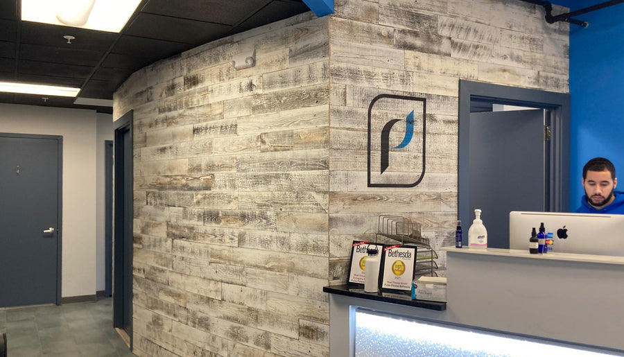 Logo Walls